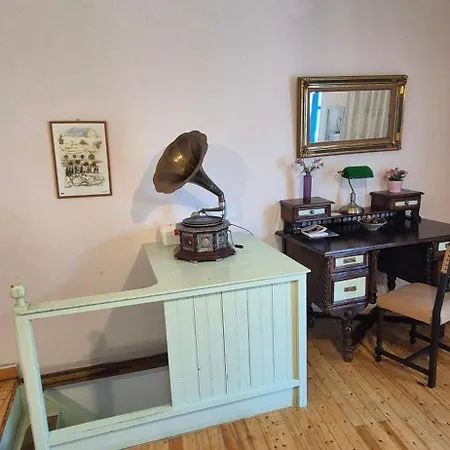 Chariklia Traditional House Ferienhaus *